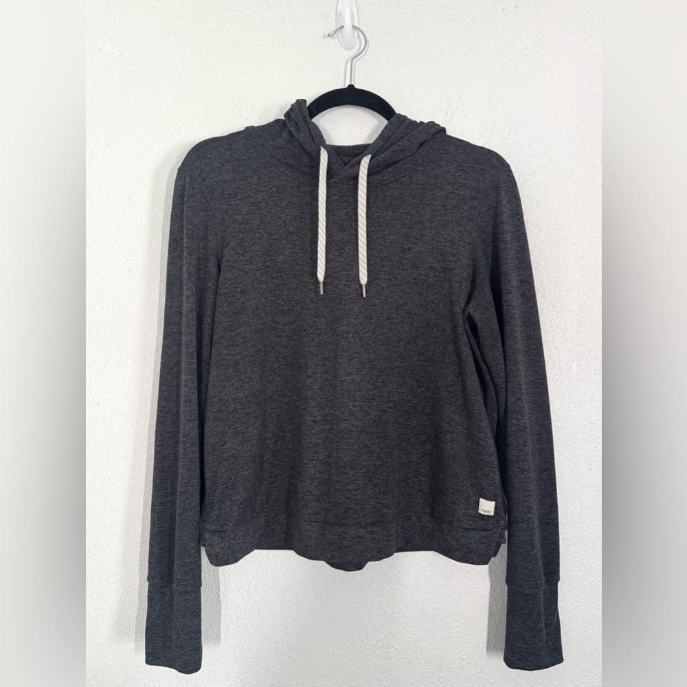 Vuori Halo Essentials Cropped Hoodie Sweater in Charcoal Heather Medium - Picture 3 of 5